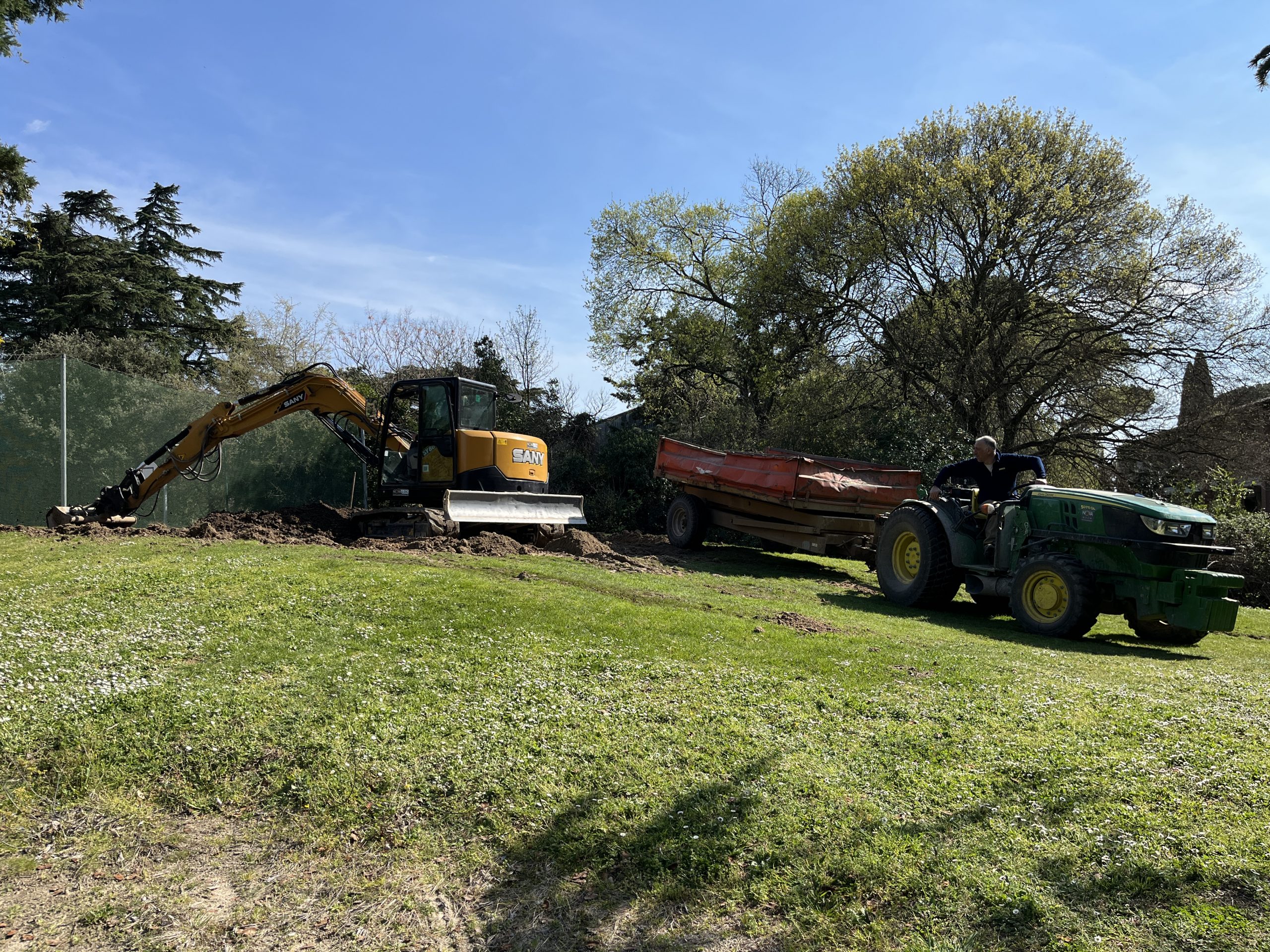 Lire la suite à propos de l’article TRAVAUX PUTTING-GREEN